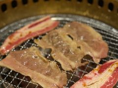-山川小町·极番烧肉(新地假日广场店)