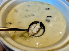 奶白鮰鱼汤-名豪品鲜荟(云亭店)