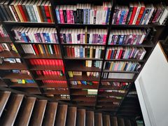 -钟书阁(松江泰晤士小镇店)