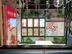 -辣小妮de川菜馆(红旗Mall店)