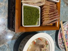 -哈啾嗨·新概念蒙餐(红星新城店)