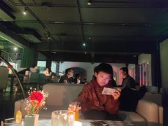 -穹六人间 people 6(岳阳路店)