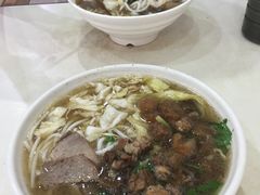 -花溪王记牛肉粉(四季花溪商场店)