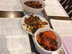 -凤凰路何眼镜香辣蟹(花果园店)