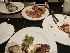 -大中华希尔顿酒店-念自助餐·嗨啤·小龙虾
