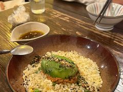 牛油果拌饭-小食院简餐厅