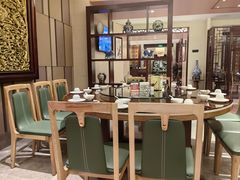 -广州中心皇冠假日酒店·百粤楼