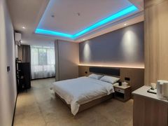 -网鱼电竞酒店(广州会展中心广州塔店)