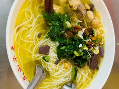 -文山荷鲜居(翠湖店)