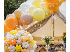 -小草屋轰趴馆别墅派对新场团建家庭聚会