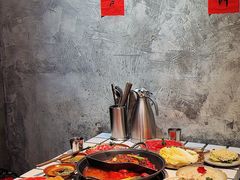 -贰回巷火锅馆(钟楼店)
