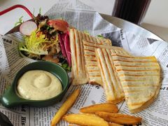 -靡瑅miti西式融合餐吧(星海湾水岸风情街店)