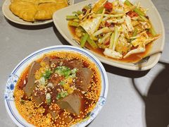 -肖四女乐山跷脚牛肉(江北星街坊店)