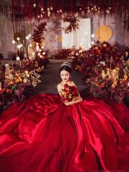 点击看大图 -伯瓷皇后婚纱艺术空间
