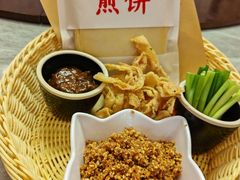 -鲁菜根·泰安菜(万达店)
