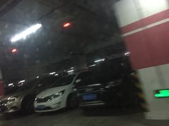 -紫荆广场-停车场