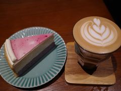 -Two Birds One Stone·一石二鸟(诚品生活店)