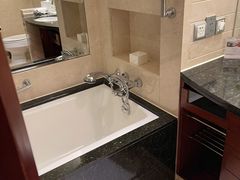 -上海明天广场JW万豪酒店