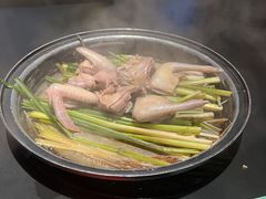 -羽鸽集·乳鸽专门店·地道顺德菜(岭南站店)
