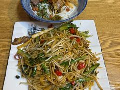 -牛八宝桂林米粉(八里庄店)