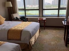 -天鹅湖大酒店