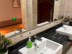 -钧熙良品·足道spa(曹山路纯水岸店)