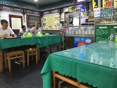 大堂-护国寺小吃(东四店)