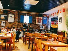 大堂-申德勒加油站餐厅(三里屯北小街店)
