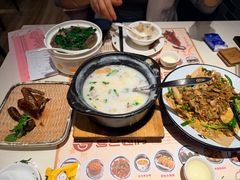 荔湾艇仔粥-粤点越有·茶点·粤菜(樵岭国际店)