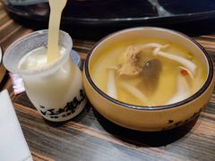 4小时的土鸡汤-江太极江浙菜(马桥万达广场店)