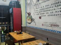 -螺阿牛柳州螺蛳粉·特色煲仔饭