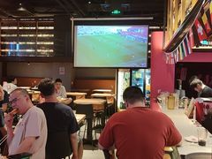 -牛啤堂精酿啤酒餐吧(五棵松华熙店)
