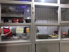 -咱家王新国把子肉(县东巷店)