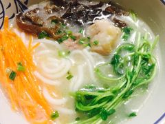 -云海肴·汽锅鸡·云南菜(天山百盛优客店)