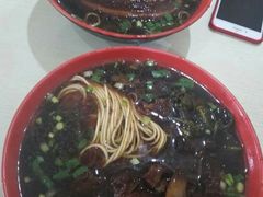 -小龙大肉面馆
