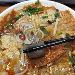 爱螺说螺蛳粉桂林米粉炒田螺的墨鱼丸螺狮粉好不好吃?