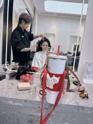 -苏豪美发S A L O N烫发染发