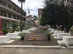 -吐斯廉屠杀博物馆