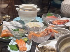 -半岛翡丽海鲜自助餐厅(观风亭店)