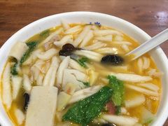 -周素珍湖州大馄饨(直戒坛寺巷店)