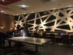 大堂-麦当劳(汉口火车站候车室店)