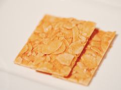 杏仁脆片-荣轩(新荣记环球金融中心店)