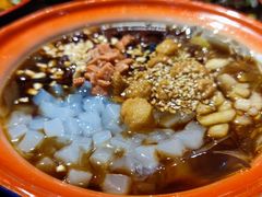 -爆炸头阿姨小四川正宗川味小吃(无任何分店)