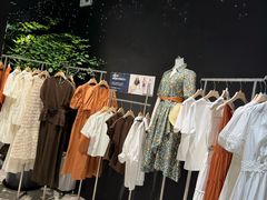 -赛格国际购物中心(小寨店)