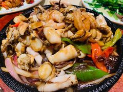 -小船渔村•大连菜•大连焖鱼(黄河路店)
