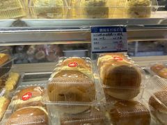 -白玉兰食品甜凤店(合生汇店)