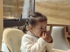 -优逸酒店(柳州窑埠古镇万象城店)