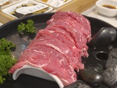 -洪氏嗨捞·广东猪肚鸡·椰子鸡火锅(西咸万象城店)