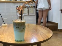 海盐焦糖冰拿铁-素咫咖啡CLIFEROSE