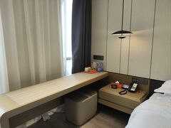 -雲宜贵宾舍酒店(深圳龙东地铁站店)